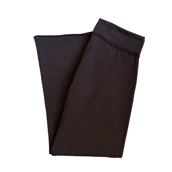 American Buddha Dark Brown Half Sleeve Zip Hoodie and Wide Leg Crop Yoga Pants - Picture 7 of 9